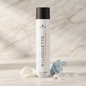 Schwarzkopf Professional Silhouette Pure Formula Invisible Hold Hairspray Lakier do włosów z niewidoczną formułą o elastycznym utrwaleniu i pojemności 750 ml